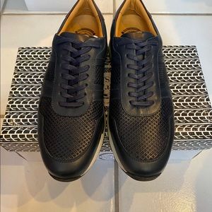 Driver Club USA Men’s 8. Navy Napa. Luxury sneaker. Handcrafted in Brazil. New!